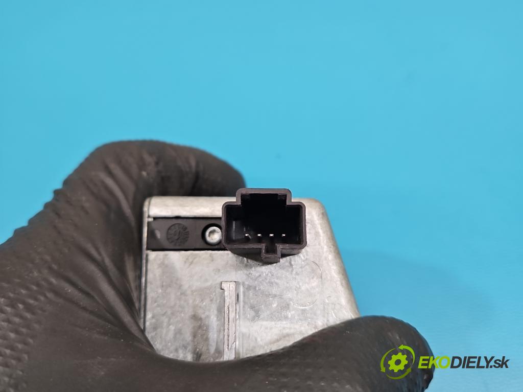 Volvo S90 II 2016- 2.0 T 320KM automatic 235 kW 1969 cm3 4- Blokáda: řízení: 31476490 (Riadenie ostatné)