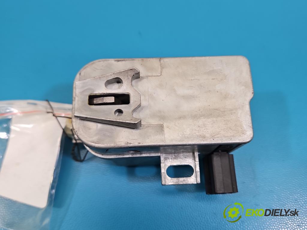 Volvo S90 II 2016- 2.0 T 320KM automatic 235 kW 1969 cm3 4- Blokáda: řízení: 31476490 (Riadenie ostatné)