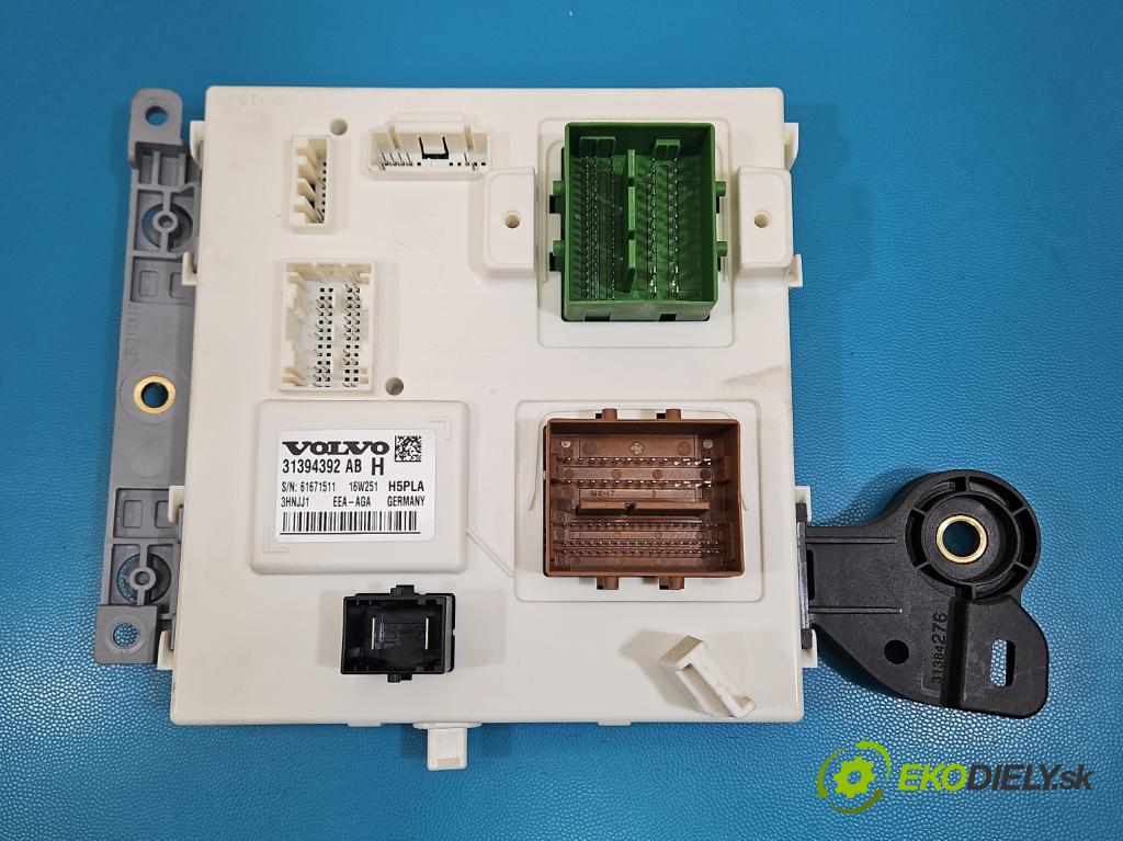 Volvo S90 II 2016- 2.0 T 320KM automatic 235 kW 1969 cm3 4- riadiaca jednotka ostatné 31394392
