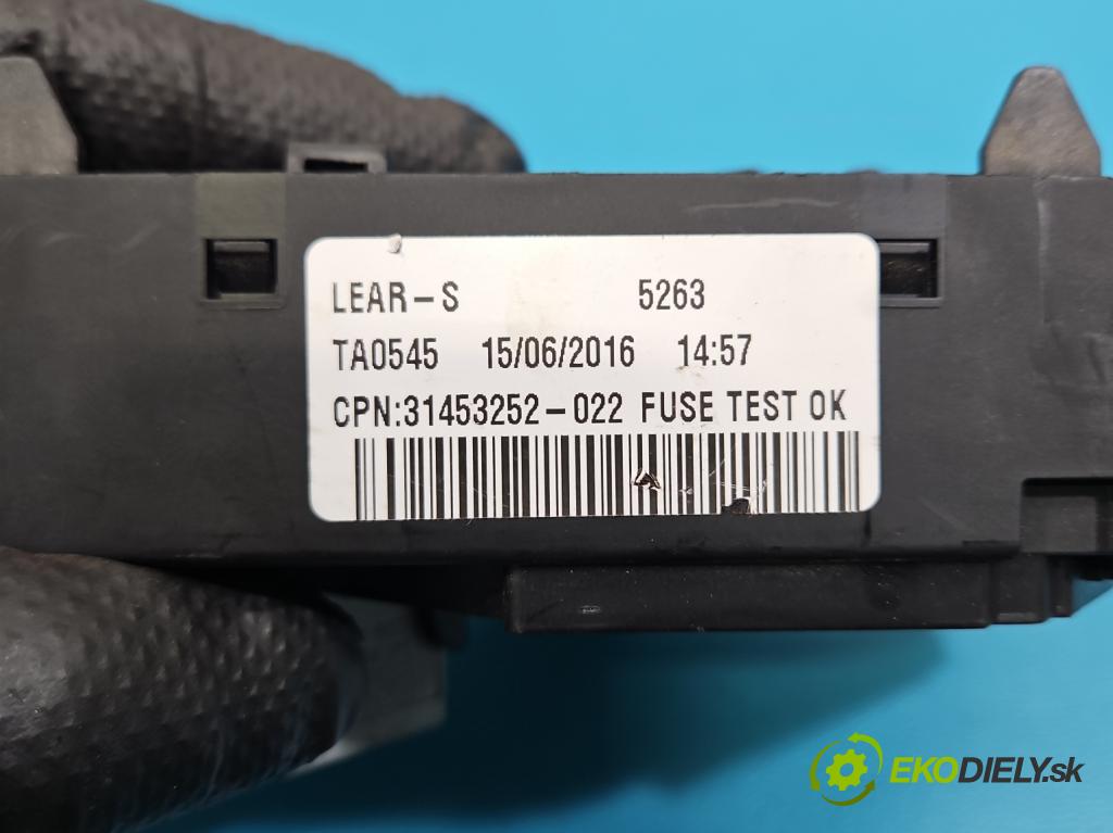 Volvo S90 II 2016- 2.0 T 320KM automatic 235 kW 1969 cm3 4- skrinka poistka 31453252 (Poistková skrinka)