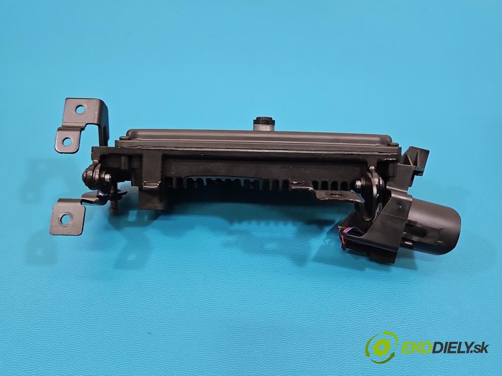 Volvo S90 II 2016- 2.0 T 320KM automatic 235 kW 1969 cm3 4- Kamera predné 31660077