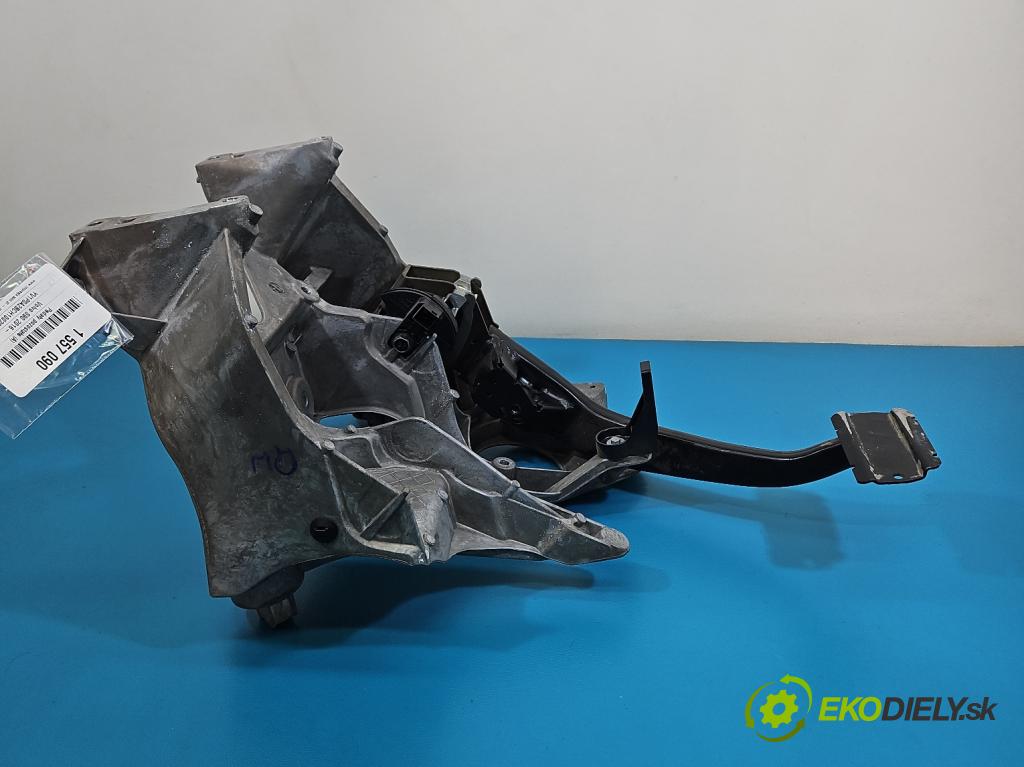 Volvo S90 II 2016- 2.0 T 320KM automatic 235 kW 1969 cm3 4- pedále ostatné 31381852