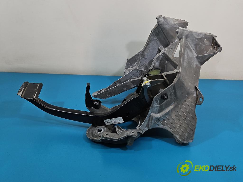 Volvo S90 II 2016- 2.0 T 320KM automatic 235 kW 1969 cm3 4- pedále ostatné 31381852