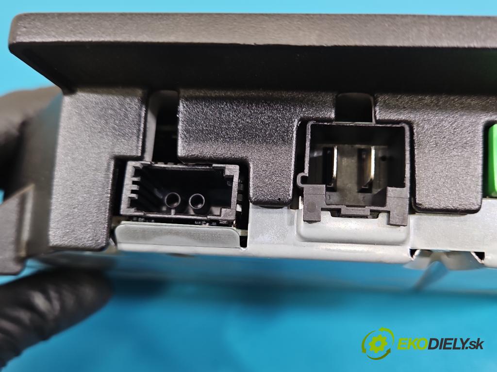 Volvo S90 II 2016- 2.0 T 320KM automatic 235 kW 1969 cm3 4- Zesilovač: 31456899AA (Zesilovač)