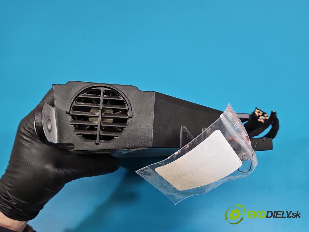 Volvo S90 II 2016- 2.0 T 320KM automatic 235 kW 1969 cm3 4- Zesilovač: 31456899AA (Zesilovač)