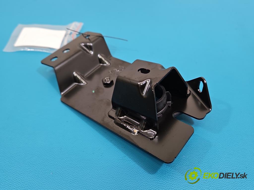 Volvo S90 II 2016- 2.0 T 320KM automatic 235 kW 1969 cm3 4- Upevnenie: 31362702