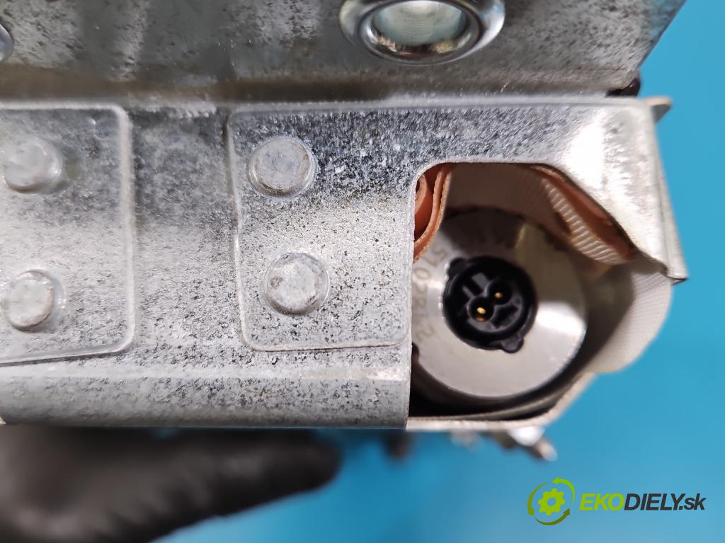 Volvo S90 II 2016- 2.0 T 320KM automatic 235 kW 1969 cm3 4- airbag vzduch: P031351334