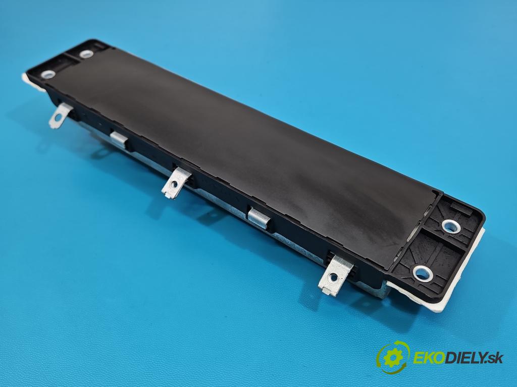 Volvo S90 II 2016- 2.0 T 320KM automatic 235 kW 1969 cm3 4- Polštář: vzduch: P031351334