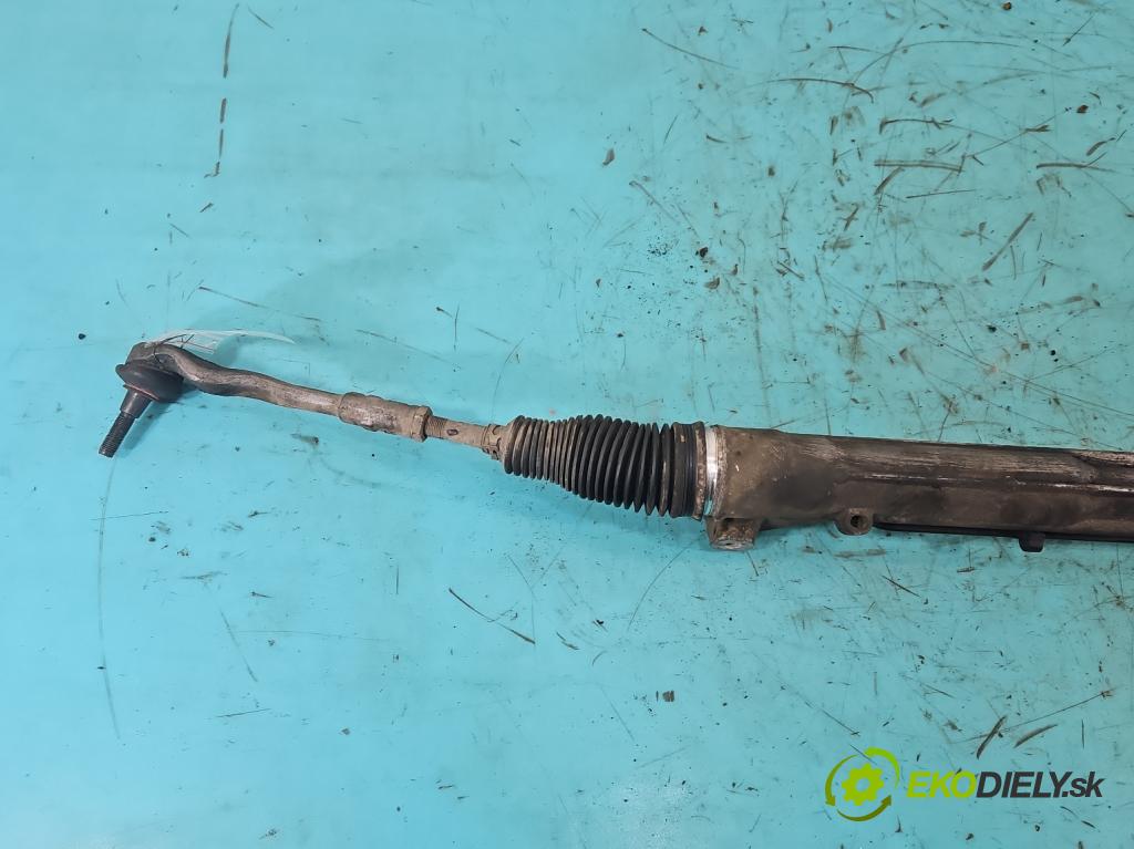 Audi A4 B8 2007-2015 2.0 tdi 136 HP manual 100 kW 1968 cm3 4- Ozubené kolo: volant 8T1422066C