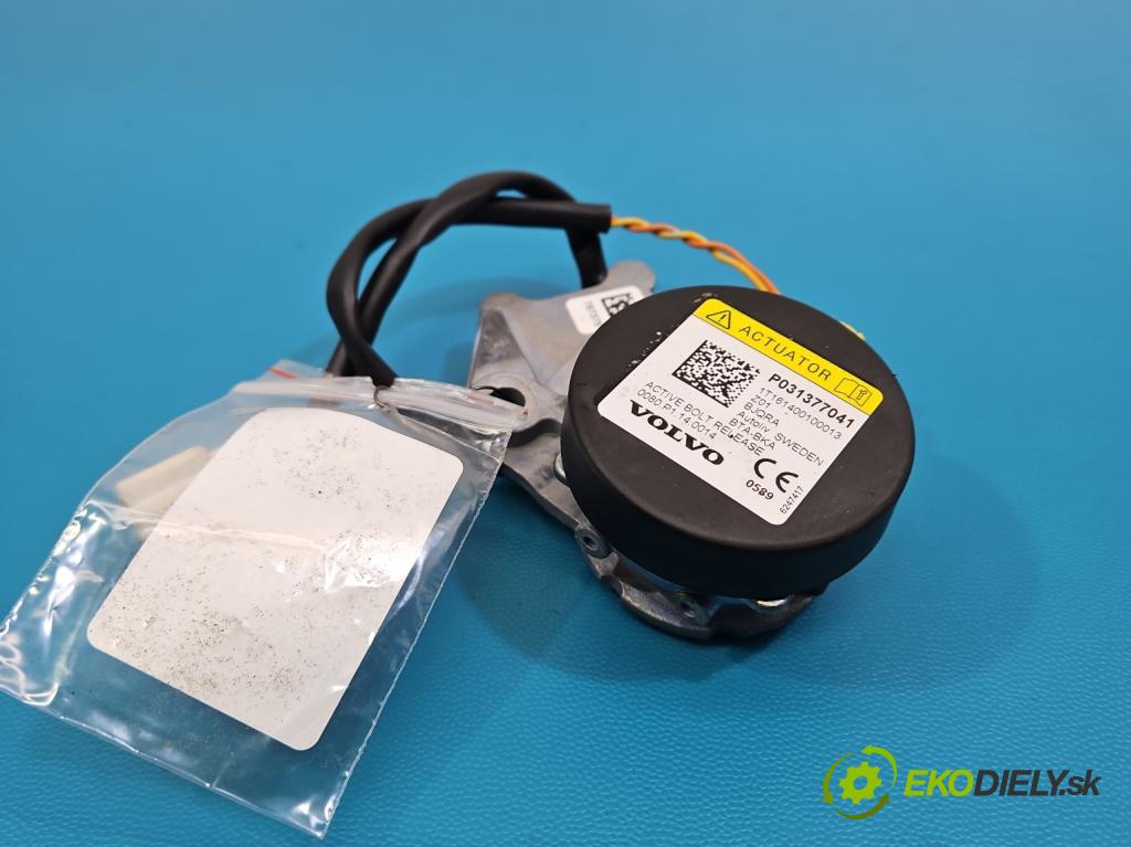 Volvo S90 II 2016- 2.0 T 320KM automatic 235 kW 1969 cm3 4- řídící jednotka 31377041