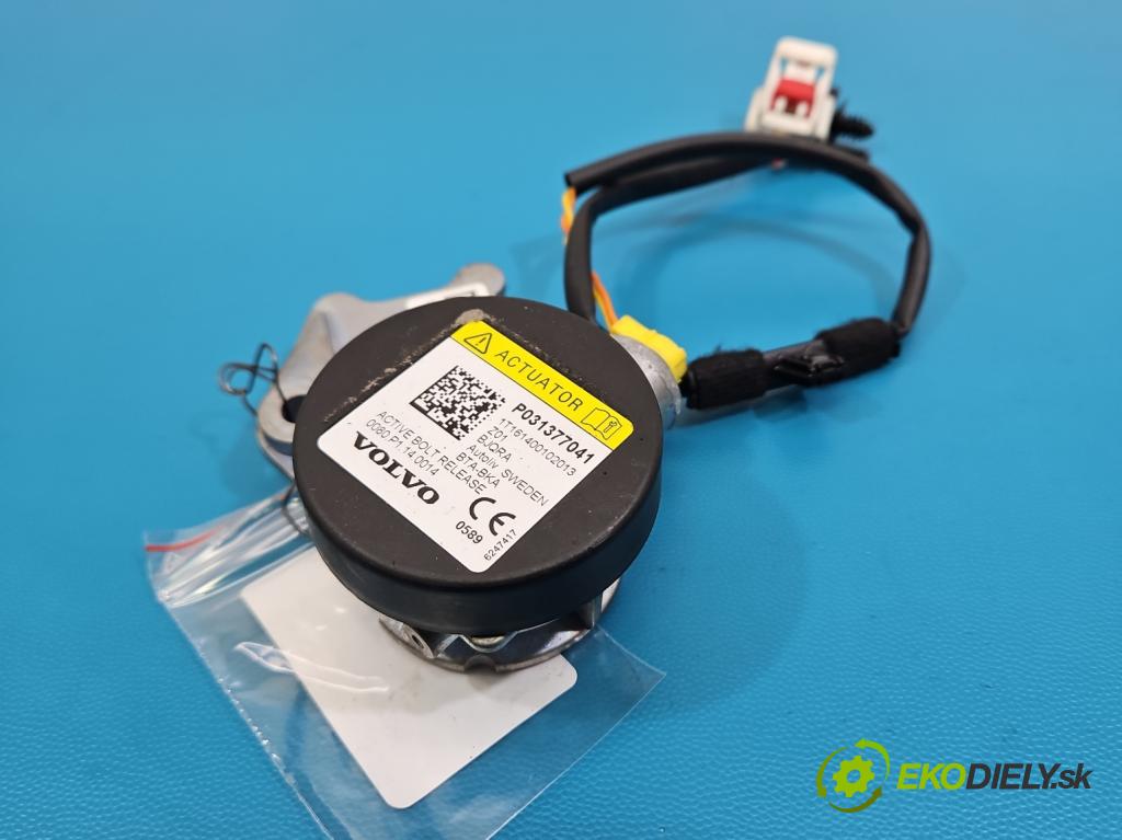 Volvo S90 II 2016- 2.0 T 320KM automatic 235 kW 1969 cm3 4- řídící jednotka 31377041