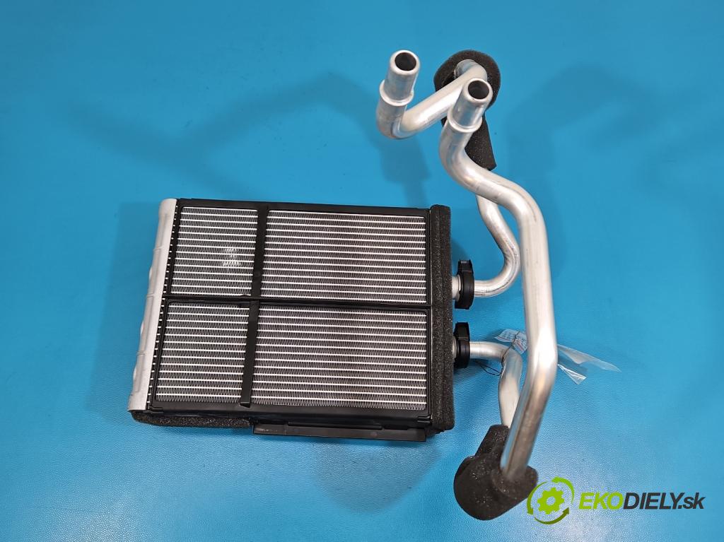 Volvo S90 II 2016- 2.0 T 320KM automatic 235 kW 1969 cm3 4- radiátor EK701002 (Radiátor topení)