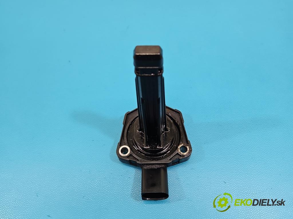 Audi A4 B8 2007-2015 2.0 tdi 136hp manual 100 kW 1968 cm3 4- snímač úroveň olej: 03L907660 (Snímač)