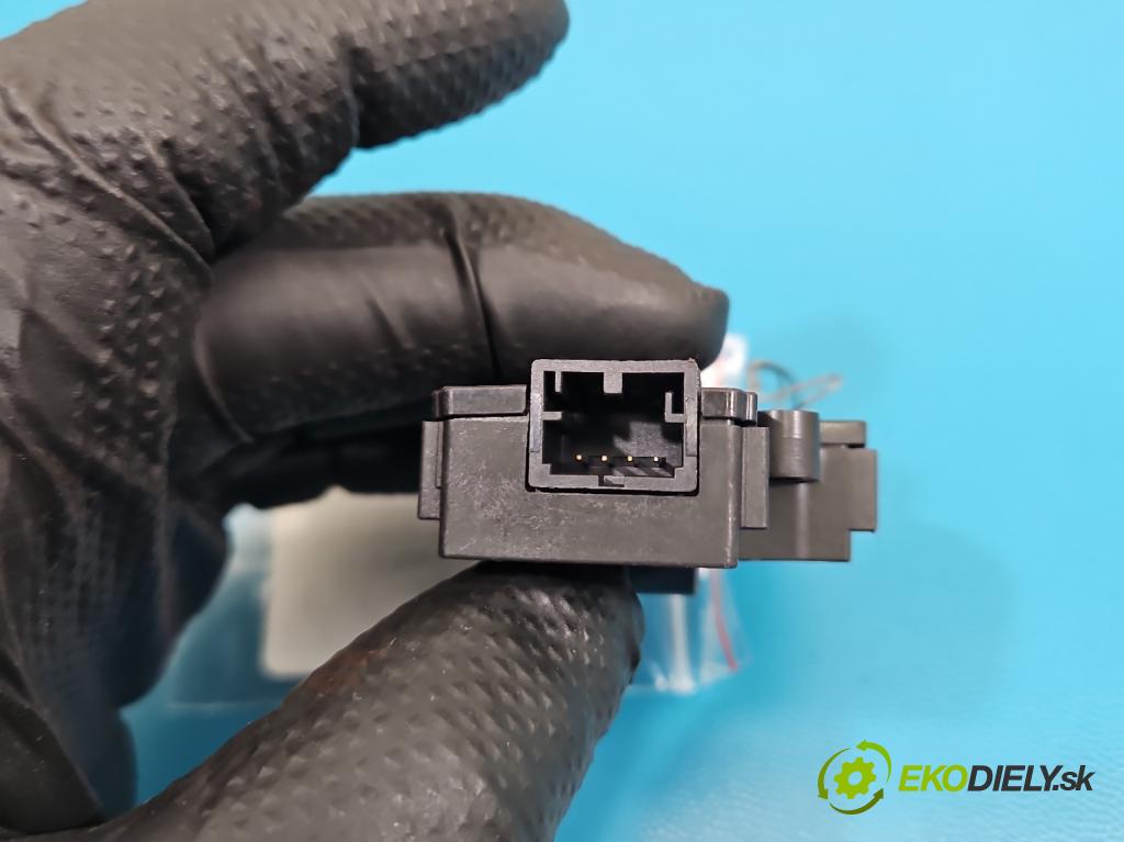 Volvo S90 II 2016- 2.0 T 320KM automatic 235 kW 1969 cm3 4- motor: kúrenia EH620003