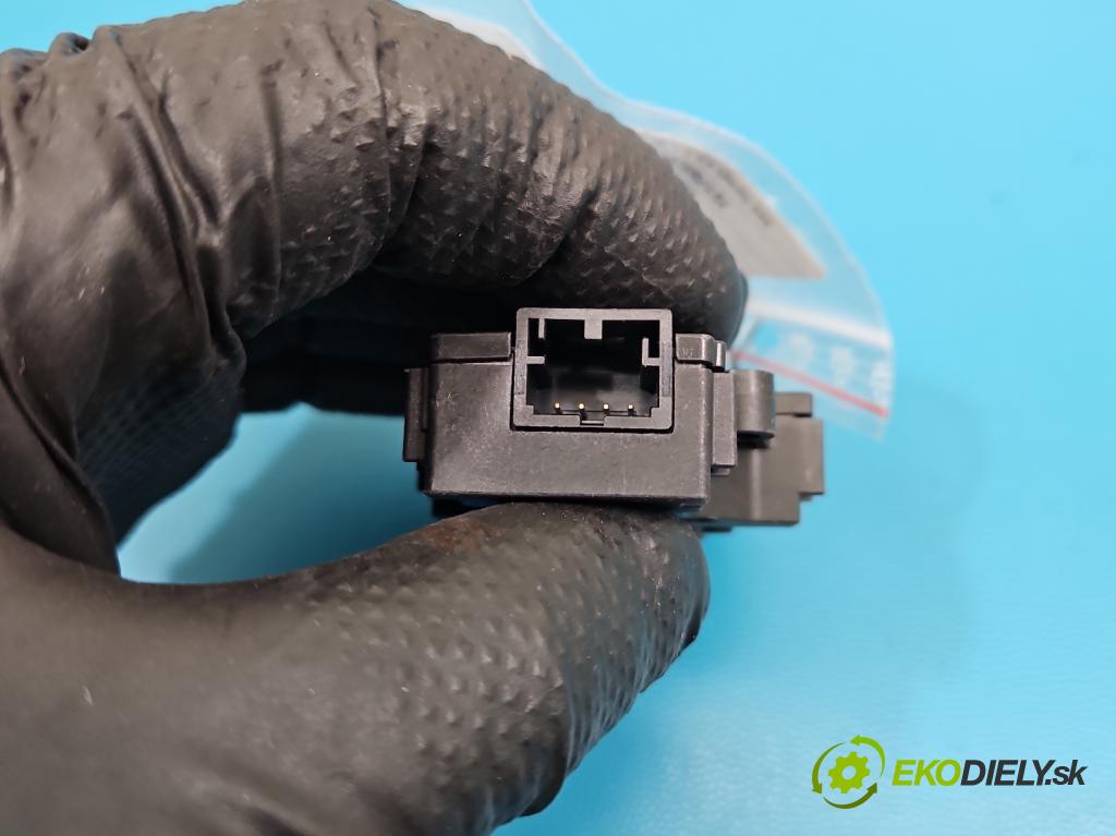 Volvo S90 II 2016- 2.0 T 320KM automatic 235 kW 1969 cm3 4- motor: kúrenia EH620003