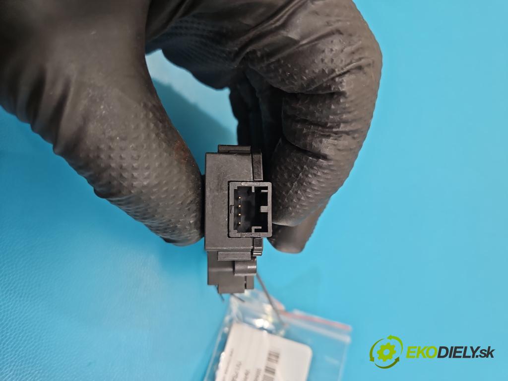 Volvo S90 II 2016- 2.0 T 320KM automatic 235 kW 1969 cm3 4- motor: kúrenia EH620003