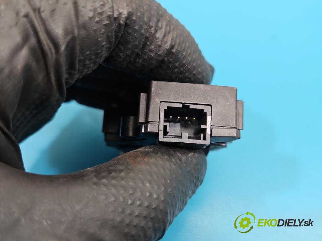 Volvo S90 II 2016- 2.0 T 320KM automatic 235 kW 1969 cm3 4- motor: kúrenia EH620003