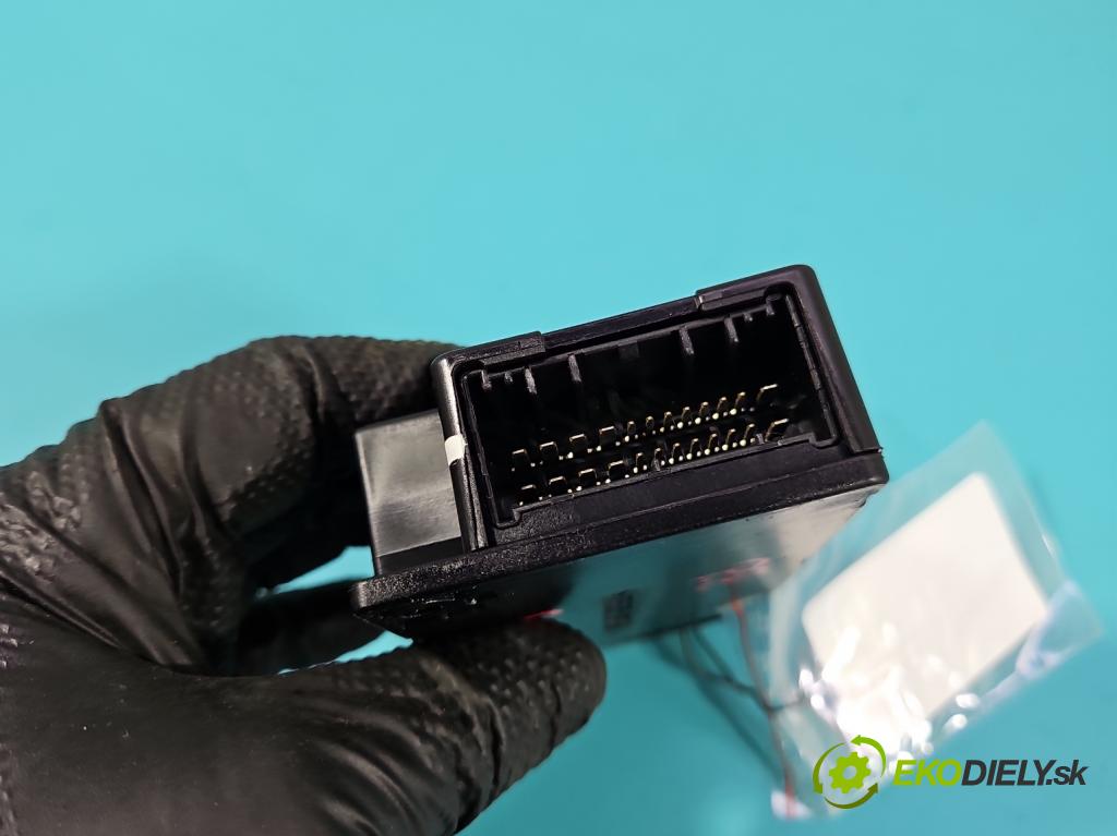 Kia Niro I 2016-2022 1.6 GDI 105 HP automatic 77 kW 1580 cm3 5- riadiaca jednotka ostatné 88540-G5100