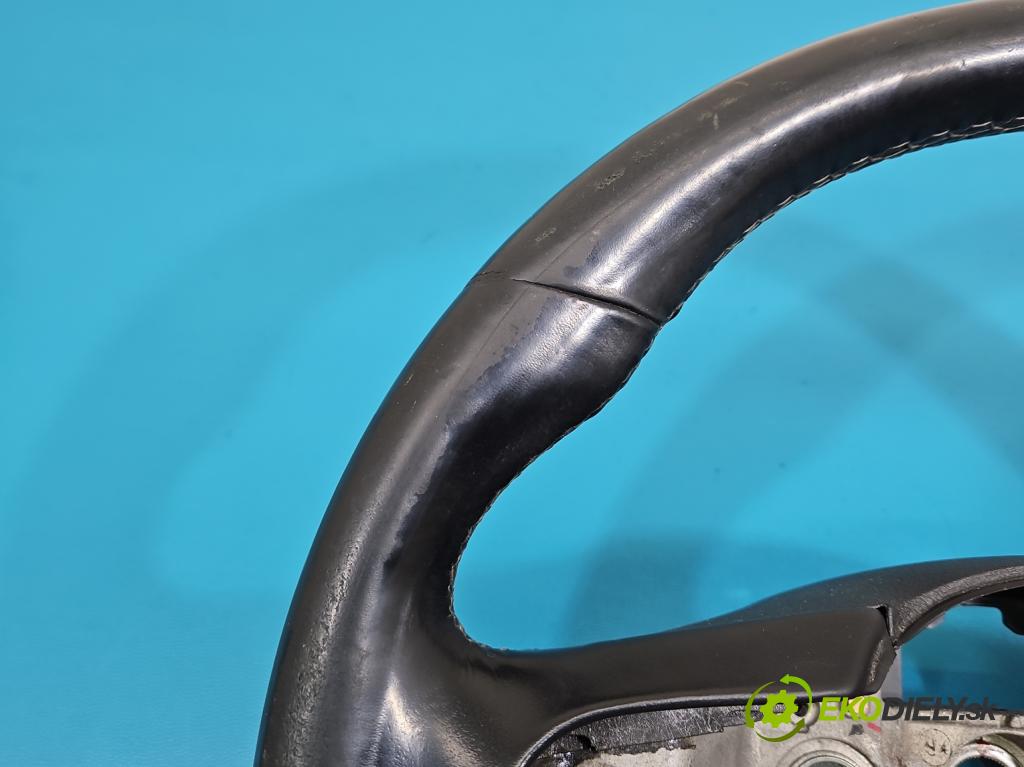 Kia Niro I 2016-2022 1.6 GDI 105 hp automatic 77 kW 1580 cm3 5- volant  (Volant)