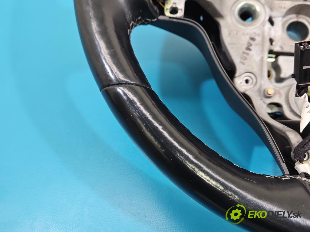 Kia Niro I 2016-2022 1.6 GDI 105 hp automatic 77 kW 1580 cm3 5- volant  (Volant)