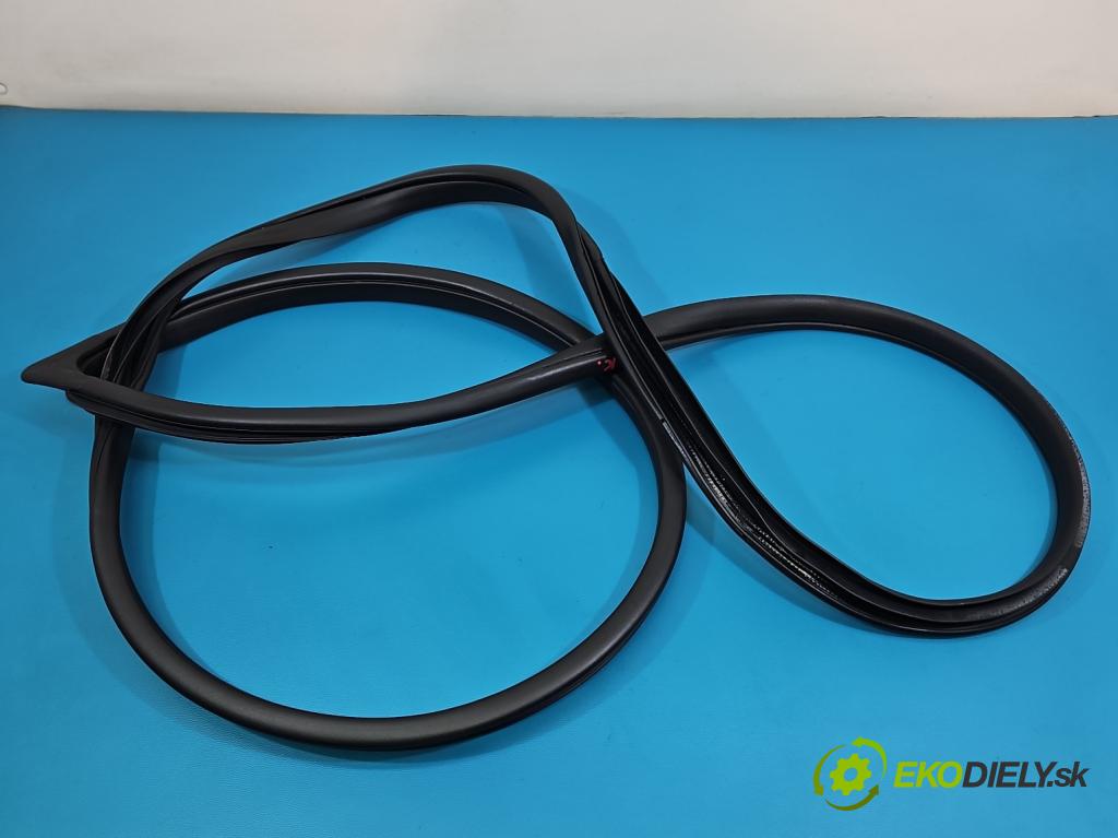 Kia Niro I 2016-2022 1.6 GDI 105 hp automatic 77 kW 1580 cm3 5- Těsnění: dveře přední levé