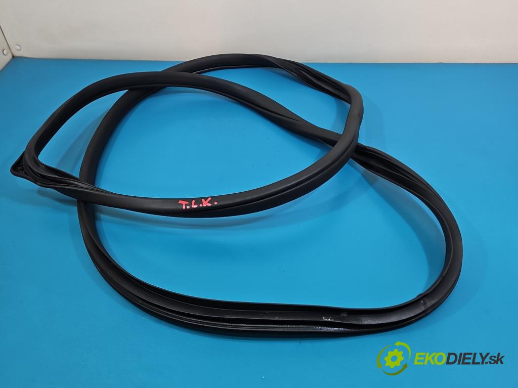 Kia Niro I 2016-2022 1.6 GDI 105 HP automatic 77 kW 1580 cm3 5- Těsnění: dvere zadné ľavé  (Karoséria ostatné)