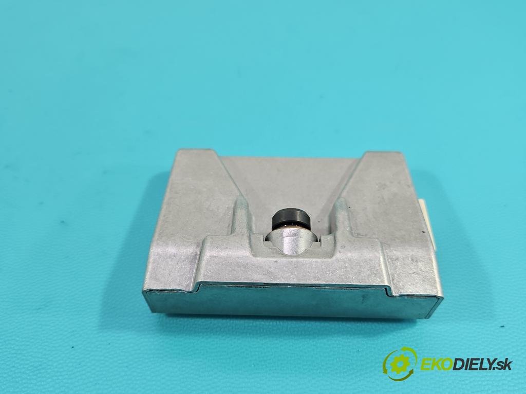 Kia Niro I 2016-2022 1.6 GDI 105 HP automatic 77 kW 1580 cm3 5- Kamera predné 95740-G5050