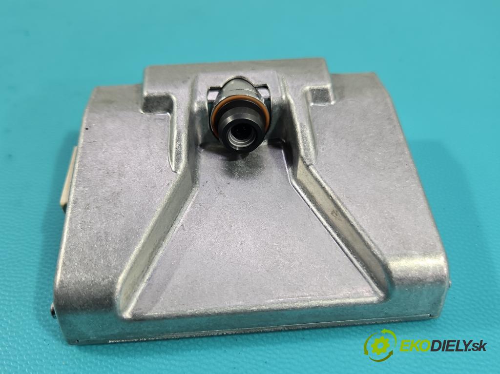 Kia Niro I 2016-2022 1.6 GDI 105 HP automatic 77 kW 1580 cm3 5- Kamera predné 95740-G5050