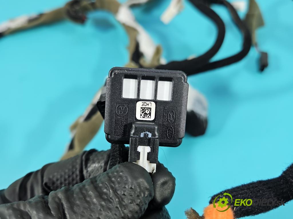 Kia Niro I 2016-2022 1.6 GDI 105 HP automatic 77 kW 1580 cm3 5- Zväzok: ostatné 91800-G5400