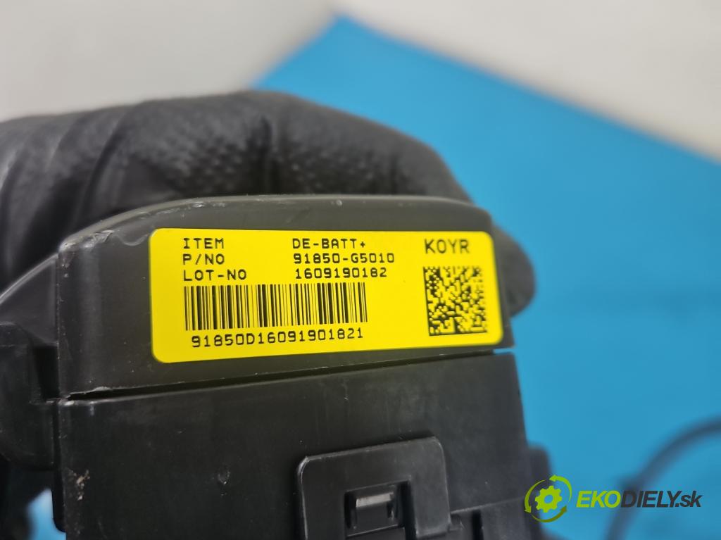 Kia Niro I 2016-2022 1.6 GDI 105 HP automatic 77 kW 1580 cm3 5- kontakt plusová 91850-G50010