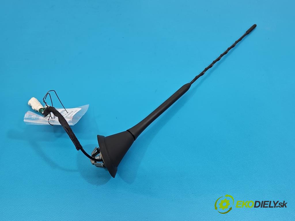 Fiat Tipo II 2015- 1.4 16V 95 HP manual 70 kW 1368 cm3 4- Antena 52048177