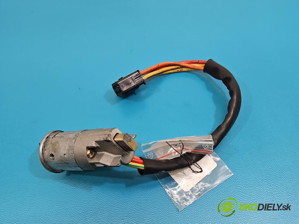 Renault Megane I 1995-2003 1.9 dti 98 HP manual 72 kW 1870 cm3 5- Spínačka  (Spínacia skrinka)