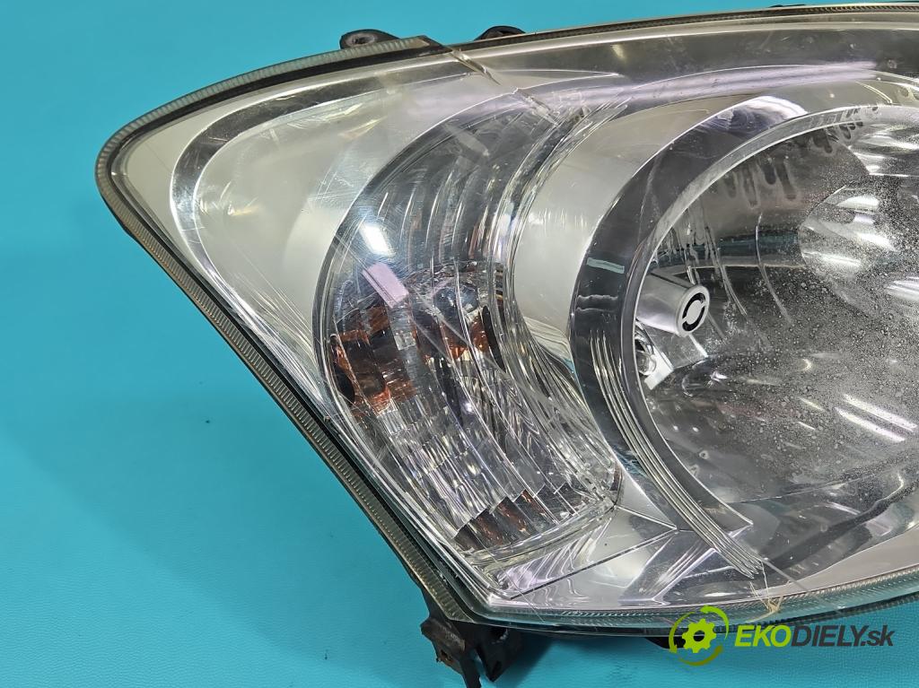 Toyota Corolla E12 2001-2009 1.6 vvti 110 hp manual 81 kW 1598 cm3 5- světlo pravý  (Pravé přední světlo)