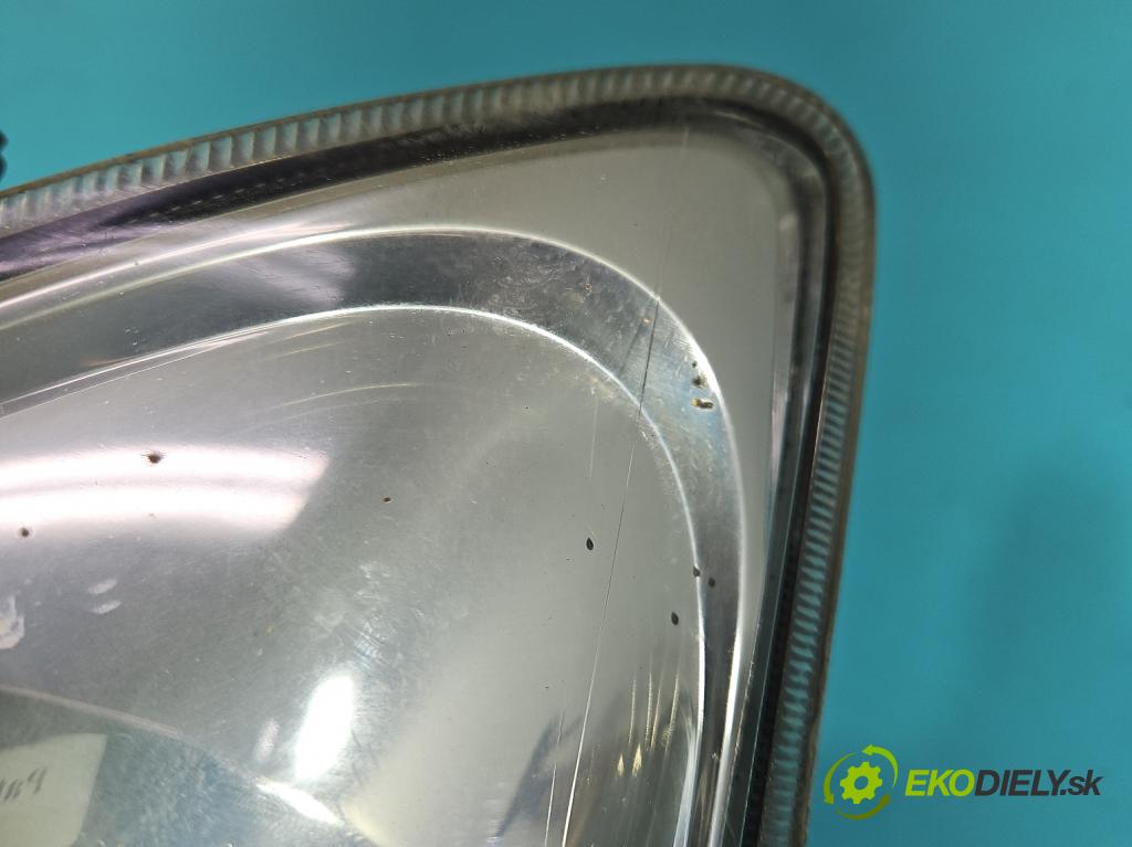 Toyota Corolla E12 2001-2009 1.6 vvti 110 HP manual 81 kW 1598 cm3 5- Reflektor: ľavý  (Kľučka dverí ostatné)