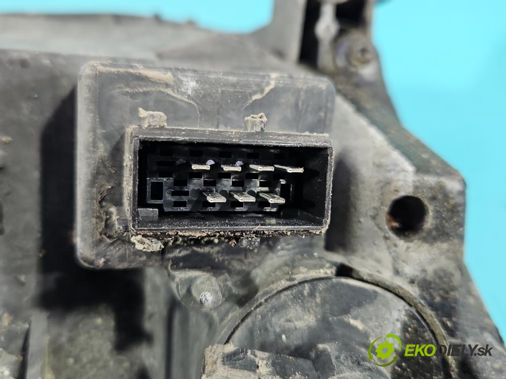 Toyota Corolla E12 2001-2009 1.6 vvti 110 HP manual 81 kW 1598 cm3 5- Reflektor: ľavý  (Kľučka dverí ostatné)