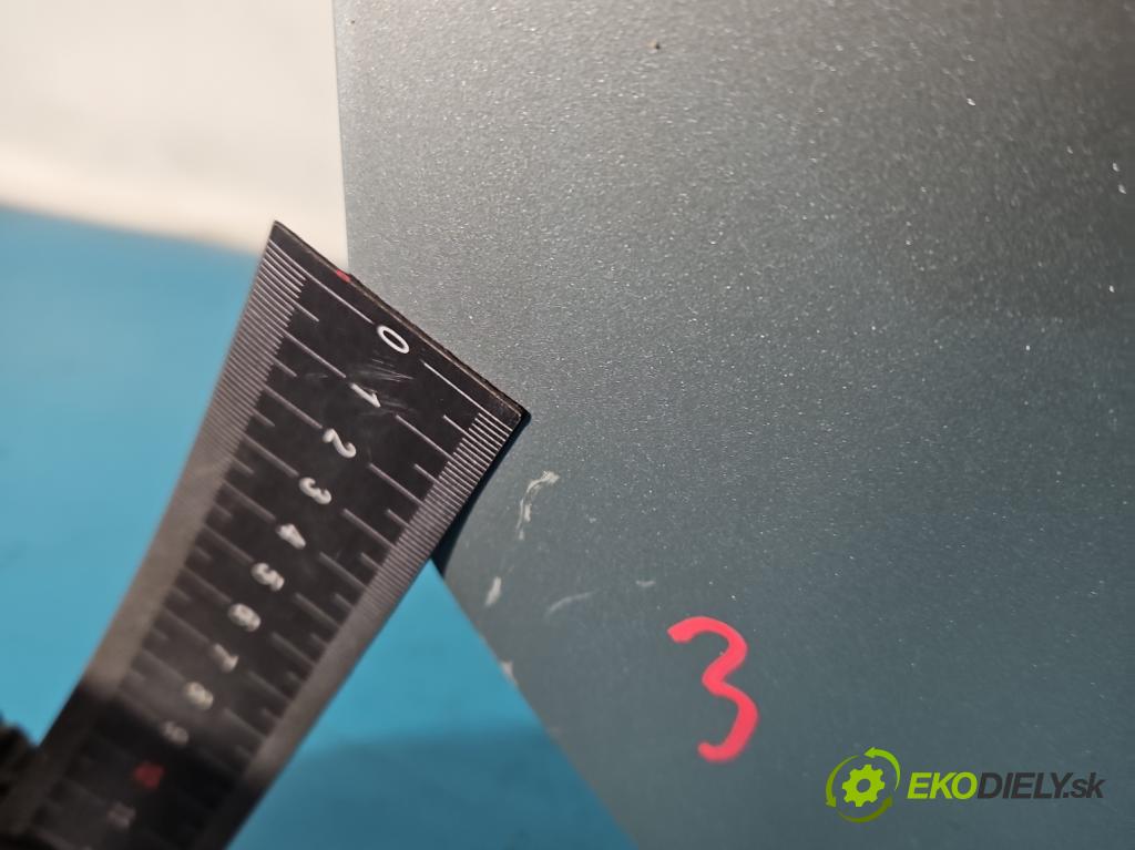 Toyota Corolla E12 2001-2009 1.6 vvti 110 HP manual 81 kW 1598 cm3 5- zadna kufor  (Kapota zadná (kufor))