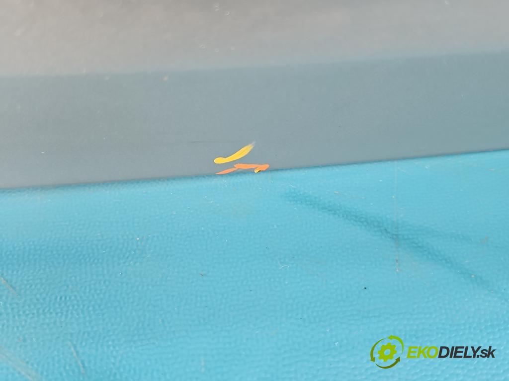 Toyota Corolla E12 2001-2009 1.6 vvti 110 HP manual 81 kW 1598 cm3 5- zadna kufor  (Kapota zadná (kufor))