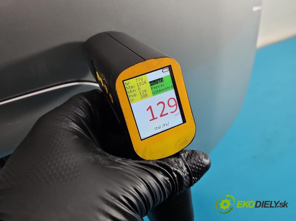 Toyota Corolla E12 2001-2009 1.6 vvti 110 HP manual 81 kW 1598 cm3 5- zadna kufor  (Kapota zadná (kufor))