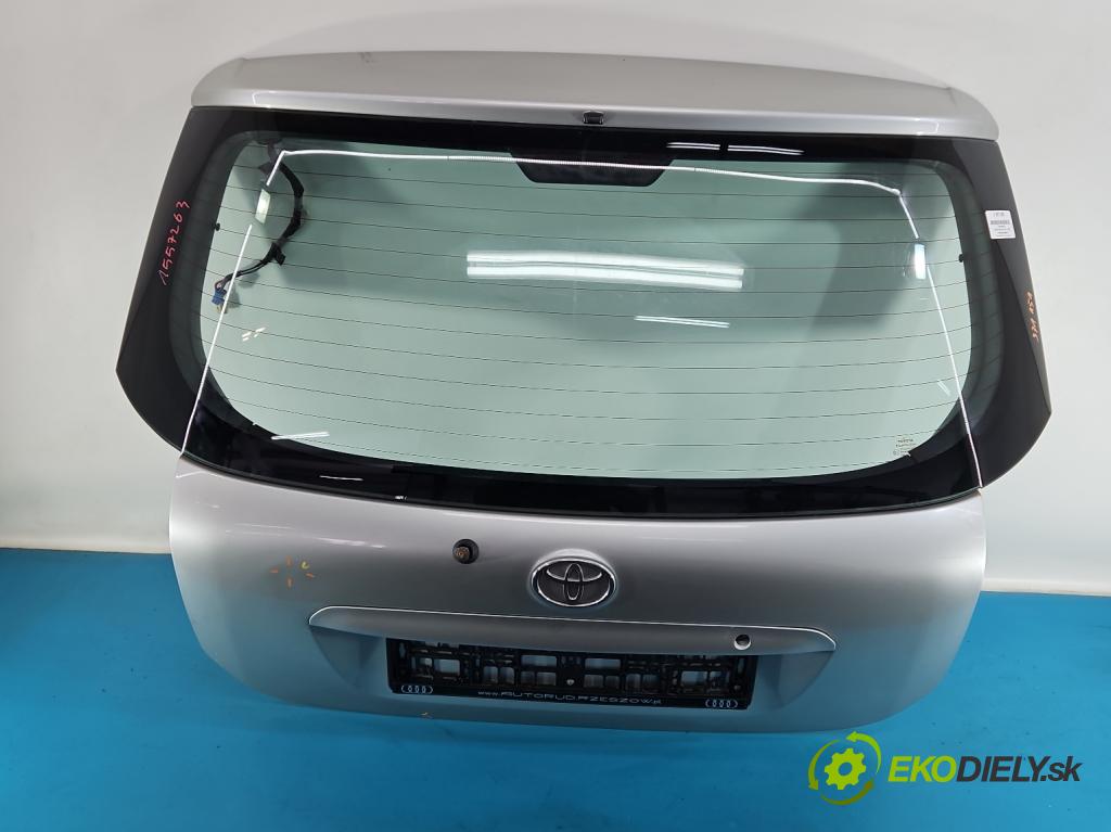 Toyota Corolla E12 2001-2009 1.6 vvti 110 HP manual 81 kW 1598 cm3 5- zadna kufor  (Kapota zadná (kufor))