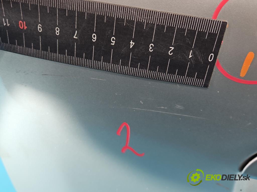 Toyota Corolla E12 2001-2009 1.6 vvti 110 HP manual 81 kW 1598 cm3 5- zadna kufor  (Kapota zadná (kufor))