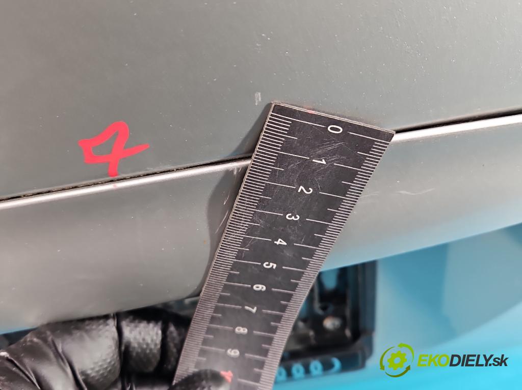 Toyota Corolla E12 2001-2009 1.6 vvti 110 HP manual 81 kW 1598 cm3 5- zadna kufor  (Kapota zadná (kufor))