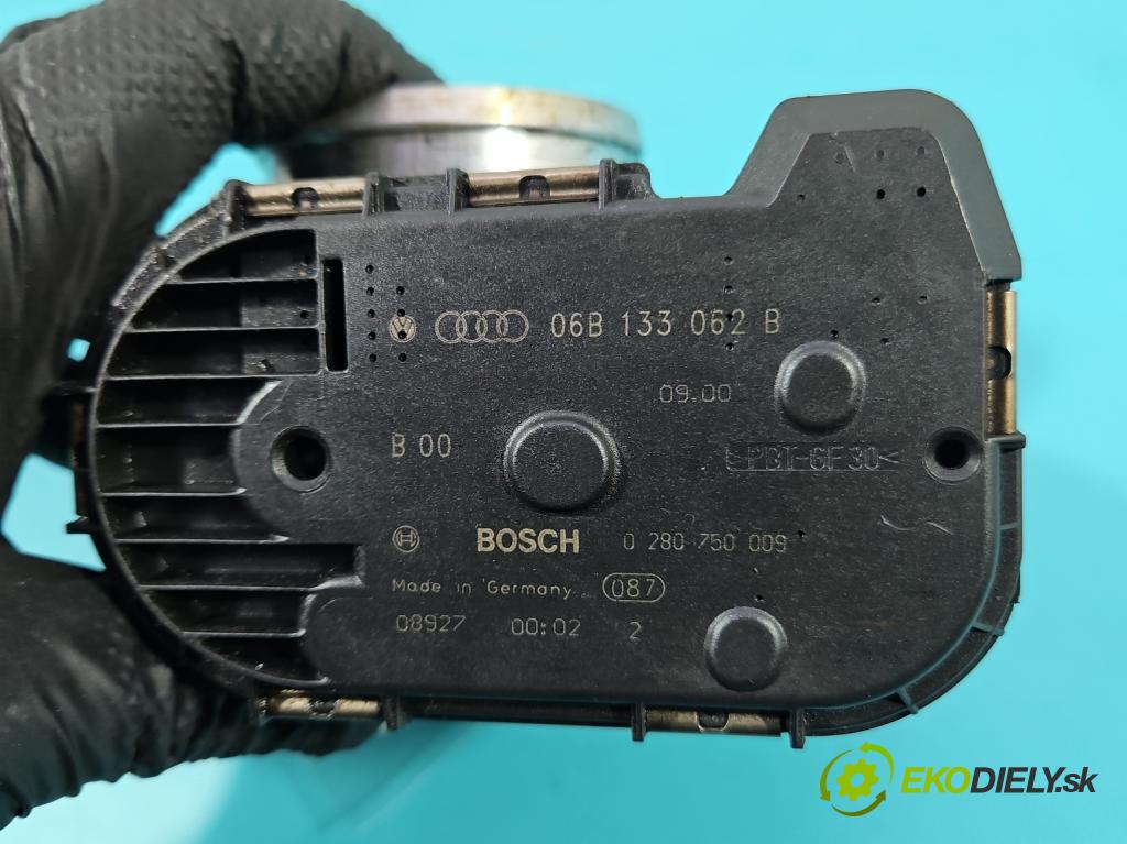 Audi A6 C5 1997-2004 1.8 T 150 hp manual 110 kW 1781 cm3 4- škrticí klapka 06B133062B (Škrticí klapka)