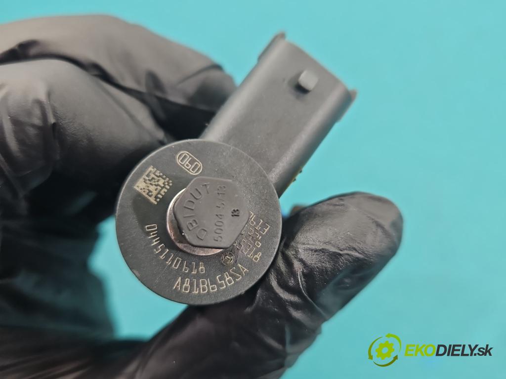 Opel Corsa E 2014-2019 1.3 cdti 75 HP manual 55 kW 1248 cm3 3- vstrek 0445110618 (Vstrekovač paliva)