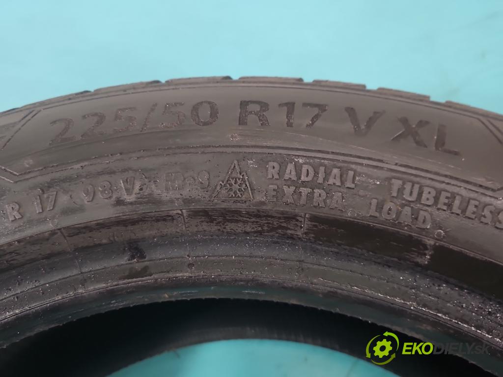 Opel Corsa E 2014-2019 1.3 cdti 75 hp manual 55 kW 1248 cm3 3- pneumatiky: Zima 1