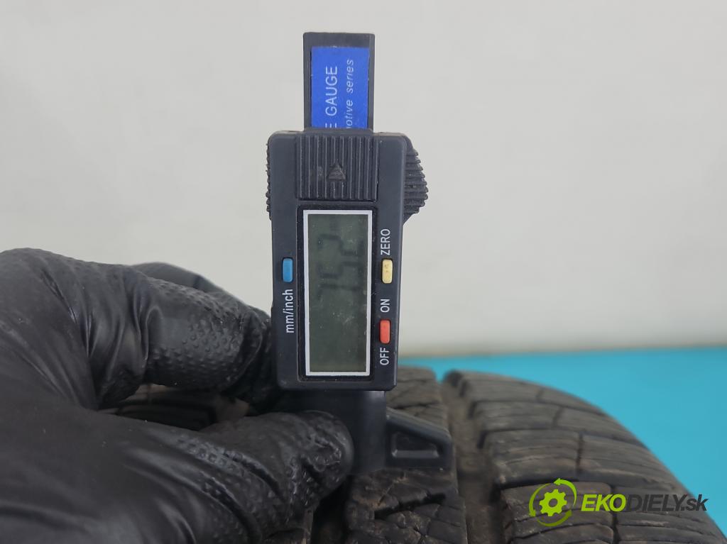 Opel Corsa E 2014-2019 1.3 cdti 75 hp manual 55 kW 1248 cm3 3- pneumatiky: Zima 1