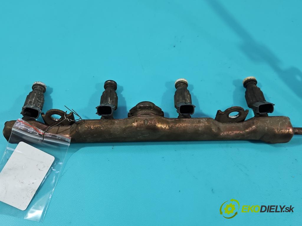 Toyota Corolla E12 2001-2009 1.6 vvti 110 HP manual 81 kW 1598 cm3 5- vstrek 0280156019 (Vstrekovač paliva)