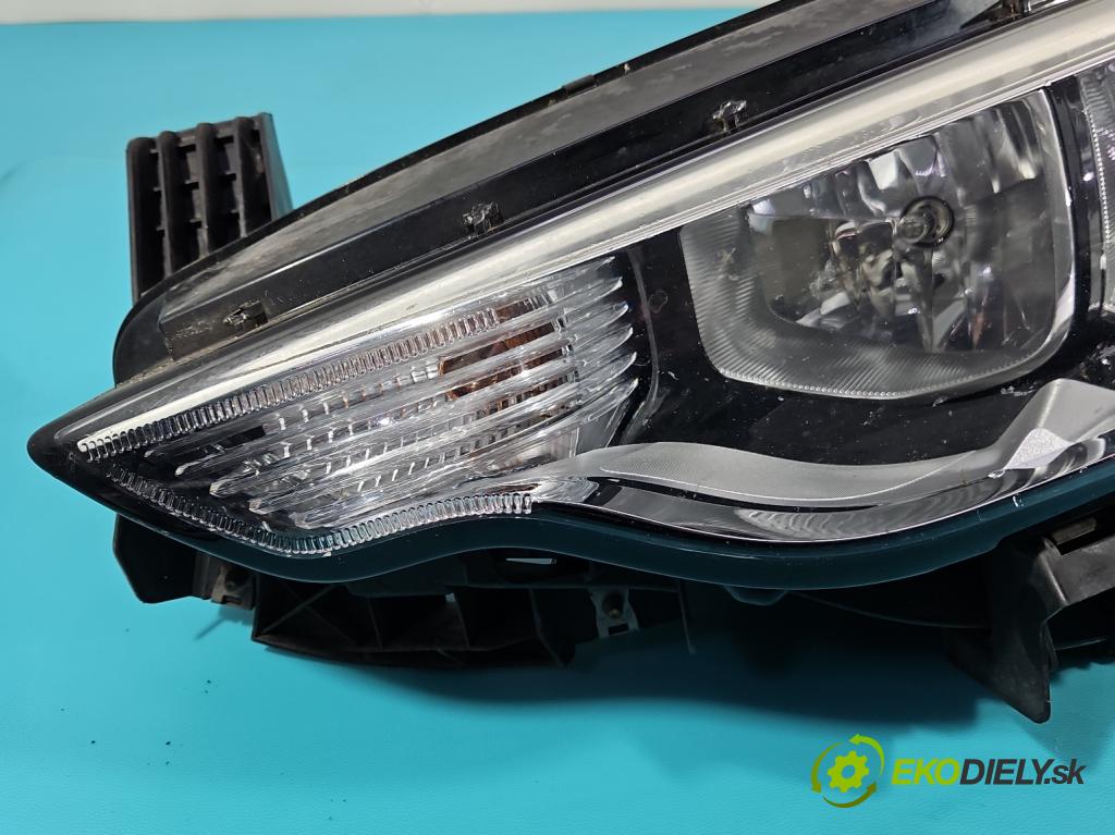 Fiat Tipo II 2015- 1.4 16V 95 HP manual 70 kW 1368 cm3 4- Reflektor: ľavý 00519844880 (Kľučka dverí ostatné)