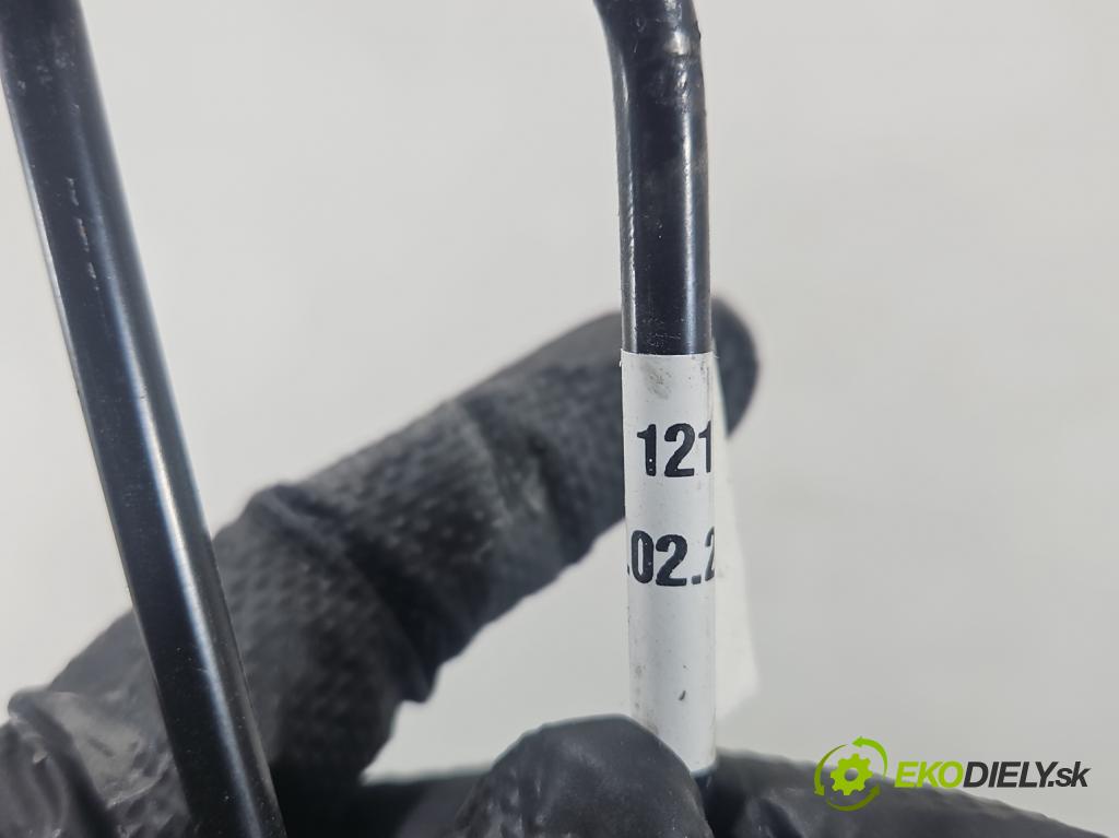 Fiat Tipo II 2015- 1.4 16V 95 HP manual 70 kW 1368 cm3 4- Závěs: kufrové dvere zadné