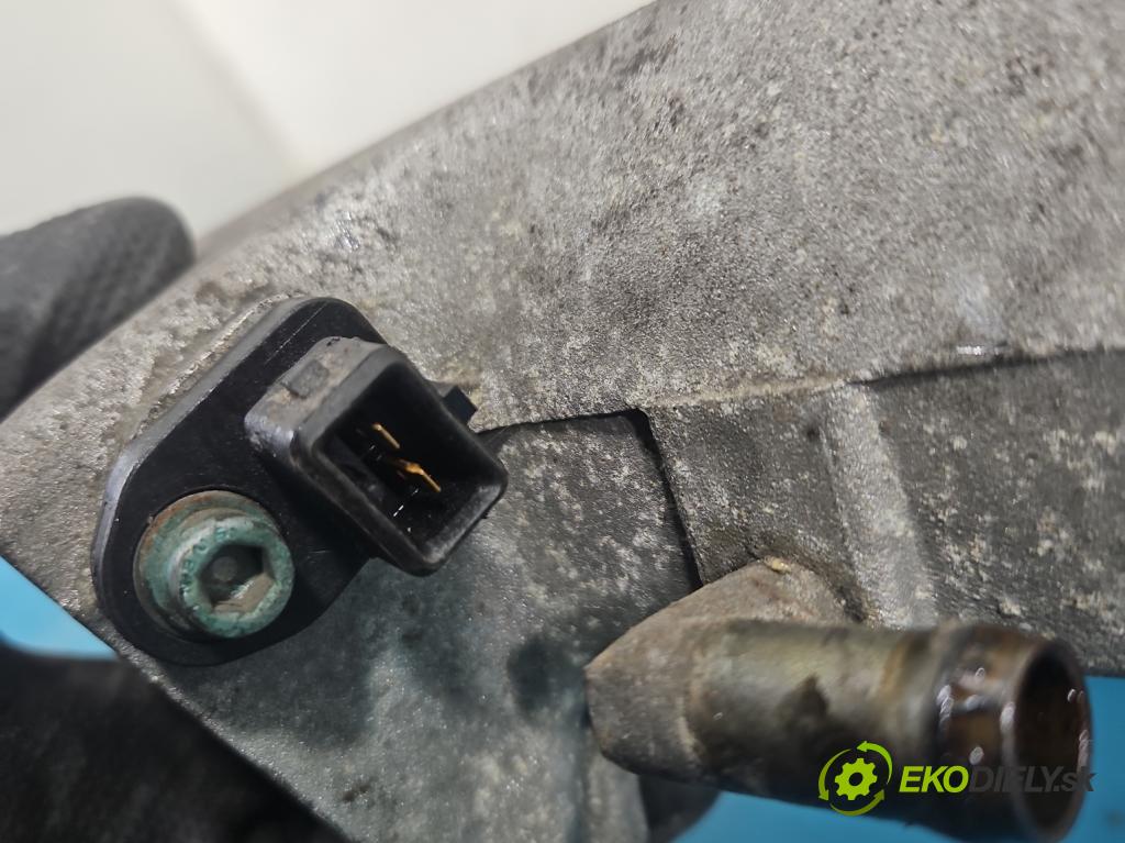 Vw Passat B5 1995-2005 1.8 T 150 HP manual 110 kW 1781 cm3 4- zvod nasávací 06B133223D (Sacie potrubie)