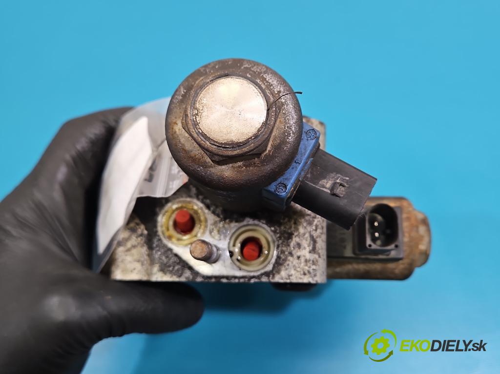 Land rover Range Rover sport I L320 3.6 TD V8 272 hp automatic 200 kW 3628 cm3 5- Distributor: 3496860